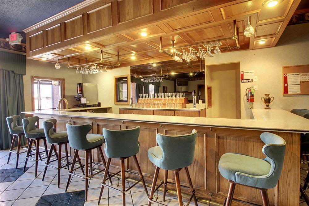 Eagle'S Nest Hotel & Conference Center Quincy Buitenkant foto